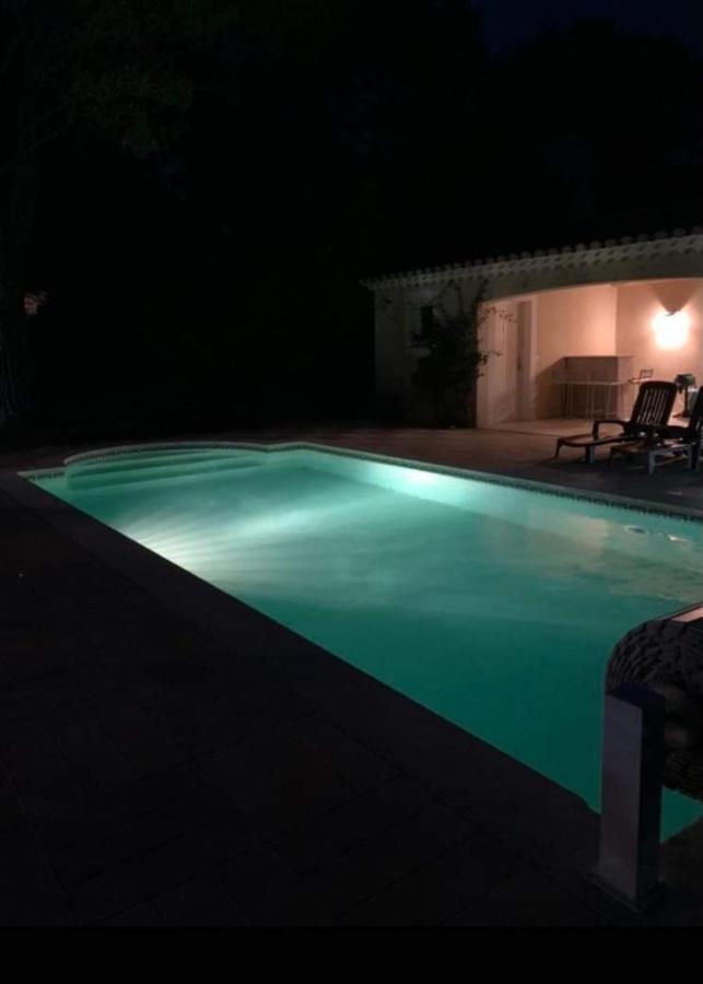 Вилла … Et La Fourmi Saumane-de-Vaucluse Экстерьер фото